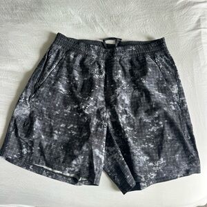 Lululemon Pace Breaker Short Linerless 7" Shadow Grid Grey Multi Size M